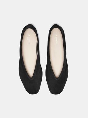 Le Monde Beryl Luna Slipper Black Suede Flats EU 38 / US 7.5-8 NIB Current Style